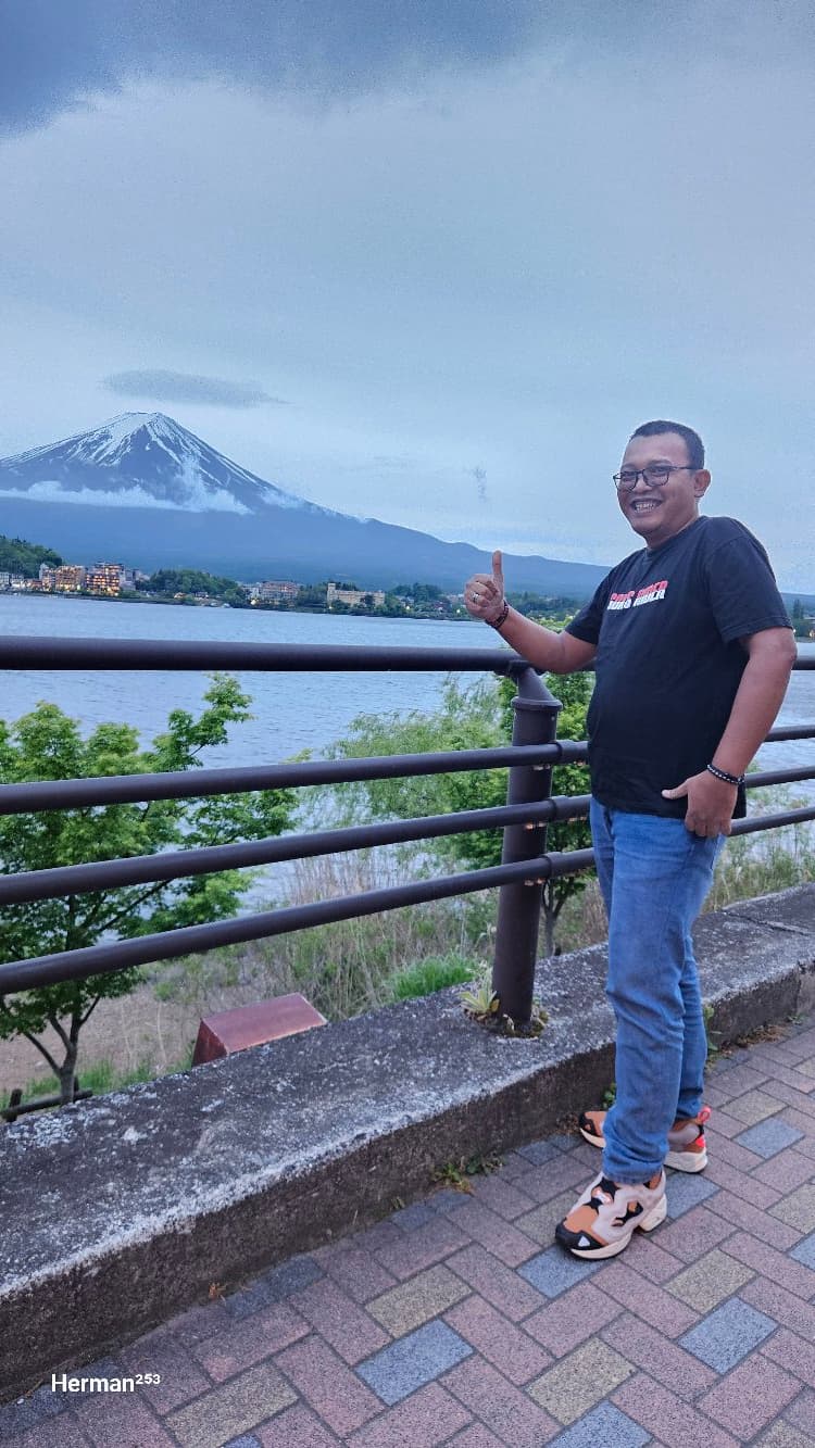 InvestorAjaib3782456