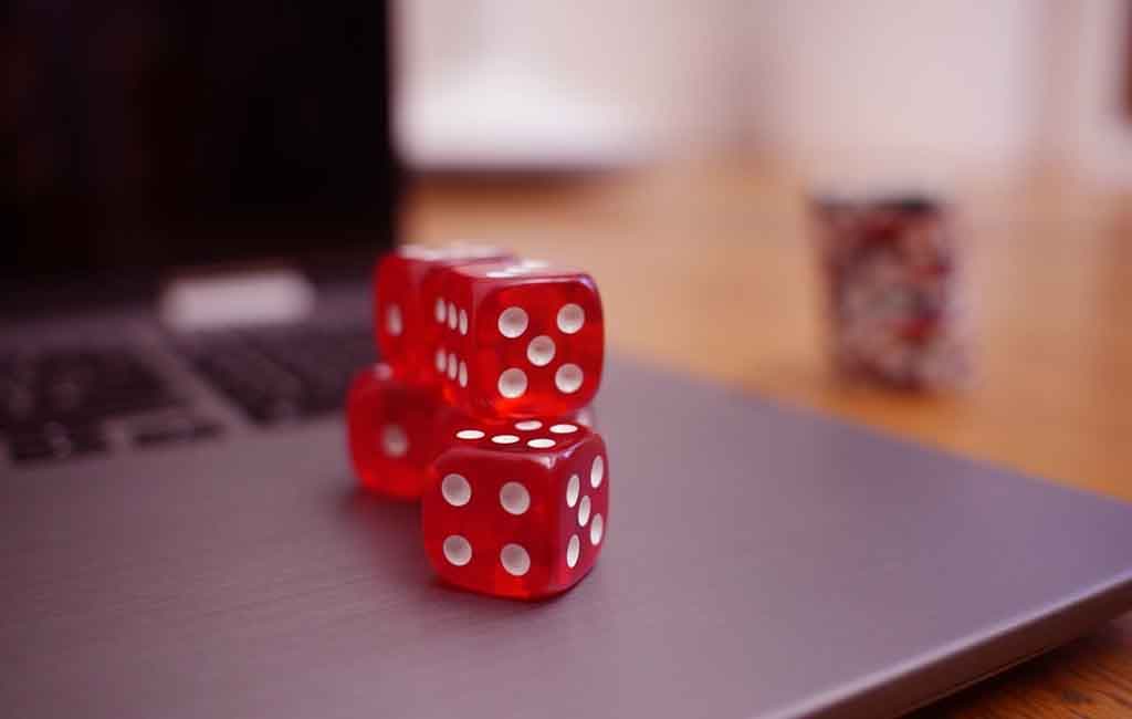 Viral Bisnis Penipuan Afiliasi Aplikasi ATM Ponsel, Waspada!