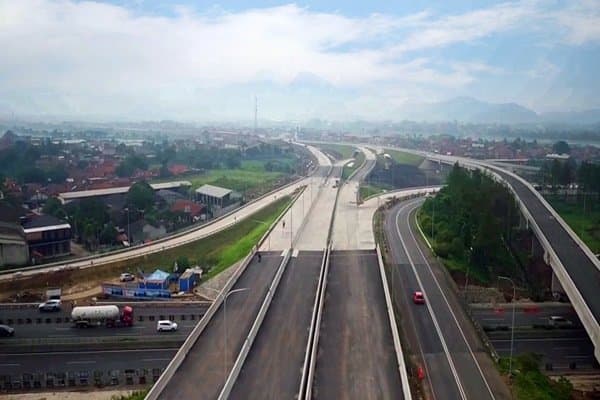 Mau ke Bandung? Ini 7 Tempat Wisata Dekat Tol Soroja
