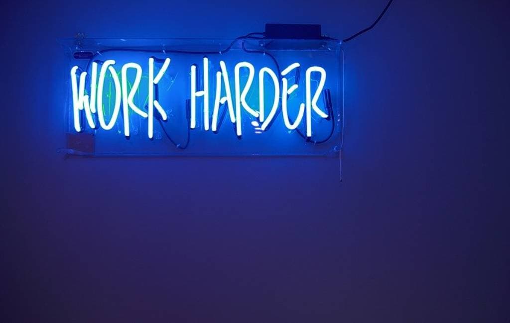 Bekerja Keras Bisa Sia-Sia Jika Melakukan 6 Kesalahan Ini