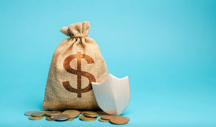 8 Kebiasaan yang Membuat Aman Finansial dan Bebas Utang