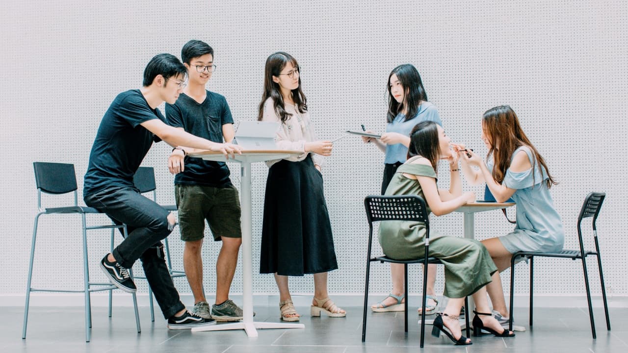 Ramalan Masa Depan Generasi Milenial, Jadi Kaya?