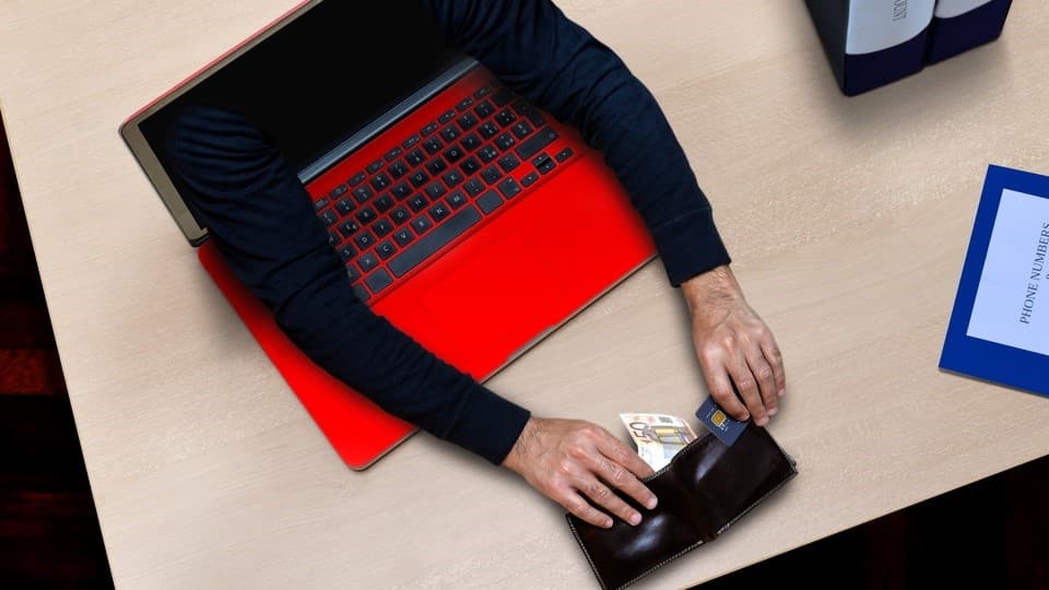 Jurus Jitu Menghadapi Penipuan Transaksi Online