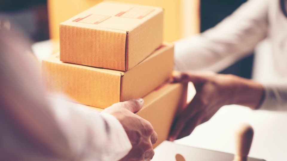 Mengenal Perbedaan Barang dan Jasa di Dalam Dunia Bisnis