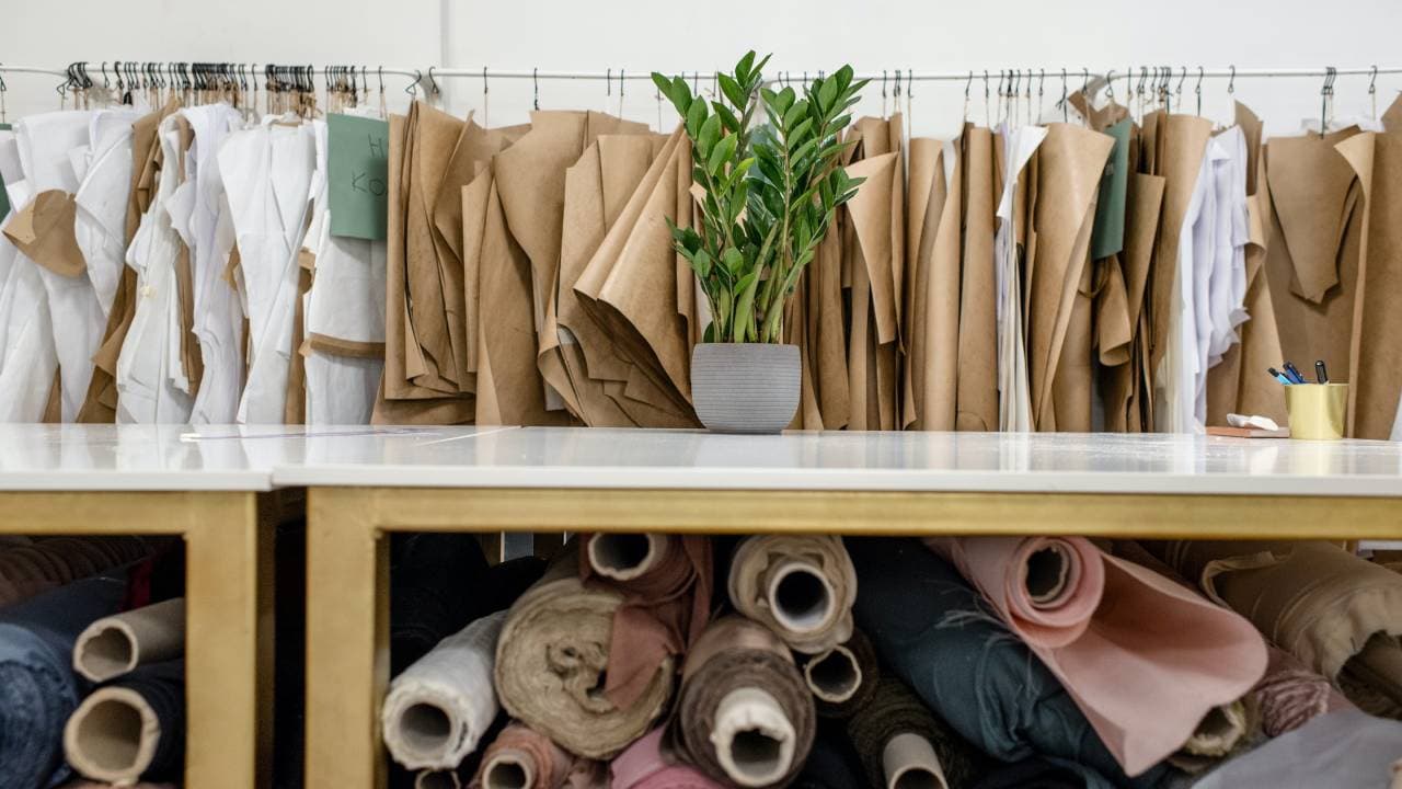 Definisi, Tujuan, Jenis, dan Unsur Biaya Produksi