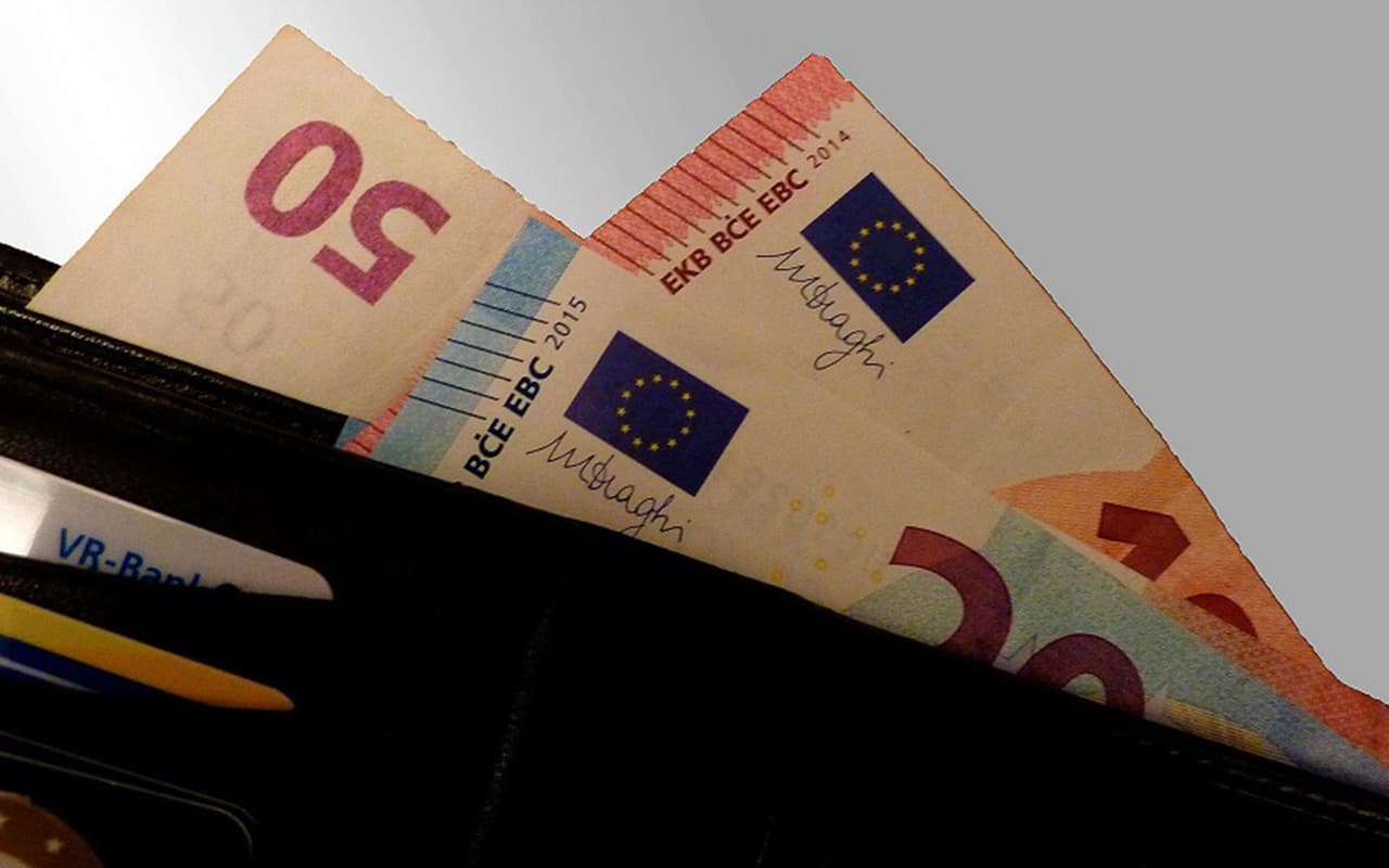 8 Tips Mengatur Gaji Bulanan yang Pas-pasan di Tiap Bulannya