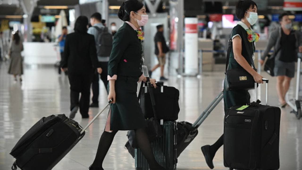 Terkesan Glamour, Ini Gaji Pramugari di 5 Maskapai Indonesia