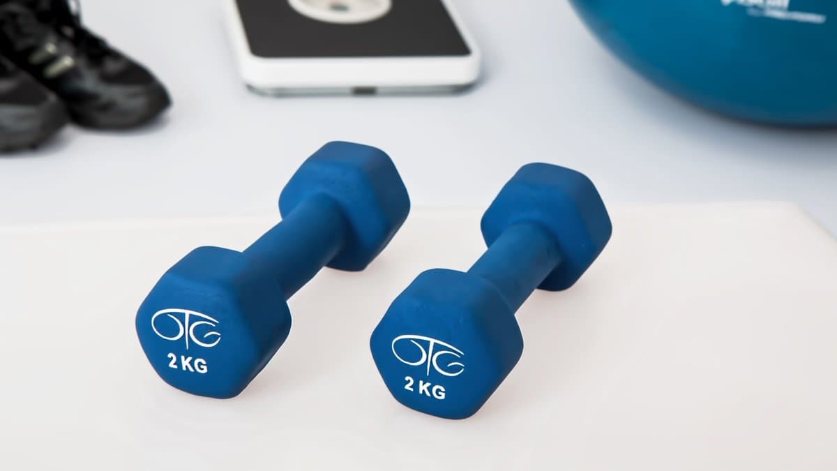 7 Alat Fitnes Rumahan Untuk Menjaga Tubuh Tetap Bugar