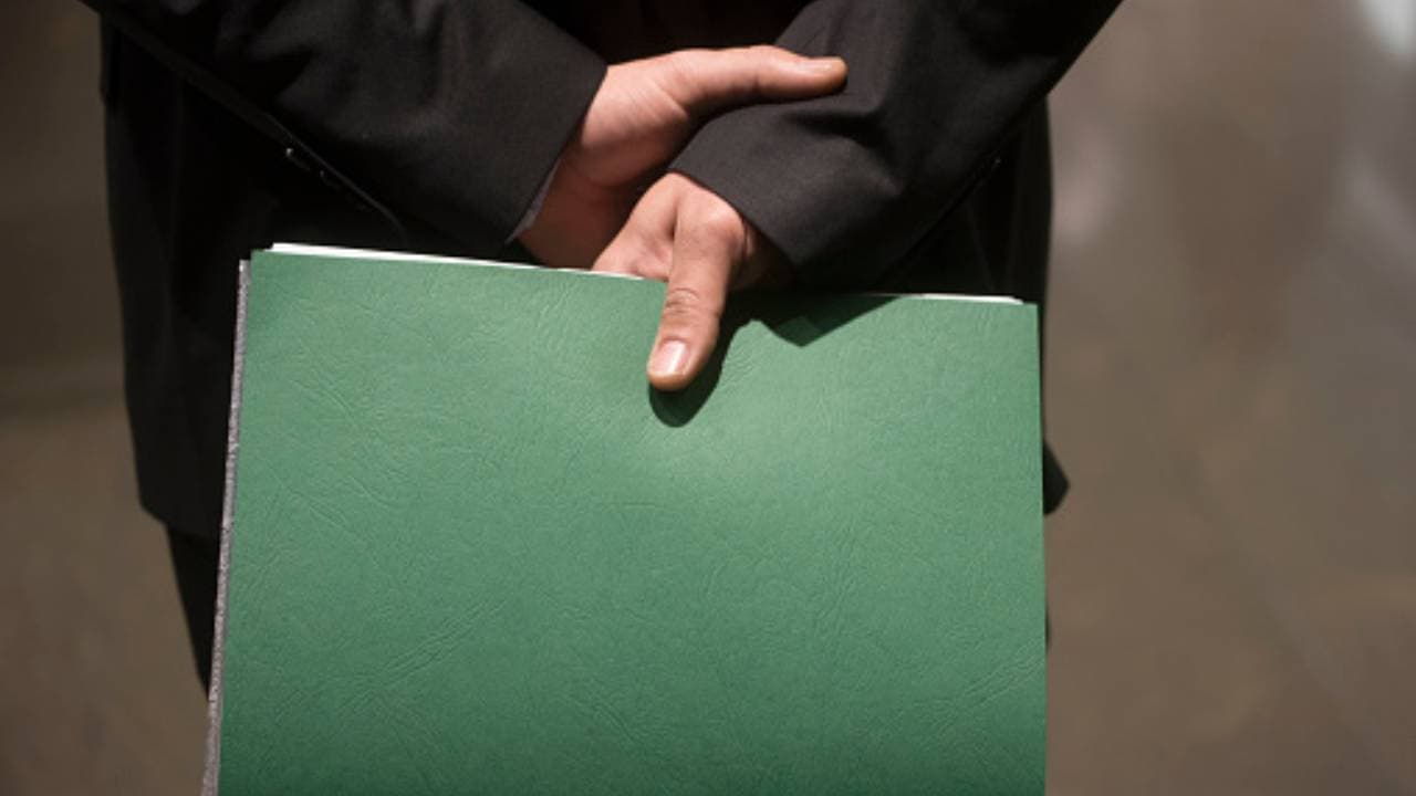 Ramai Gadai SK PNS, untuk Apa Menjaminkan Surat Ini?