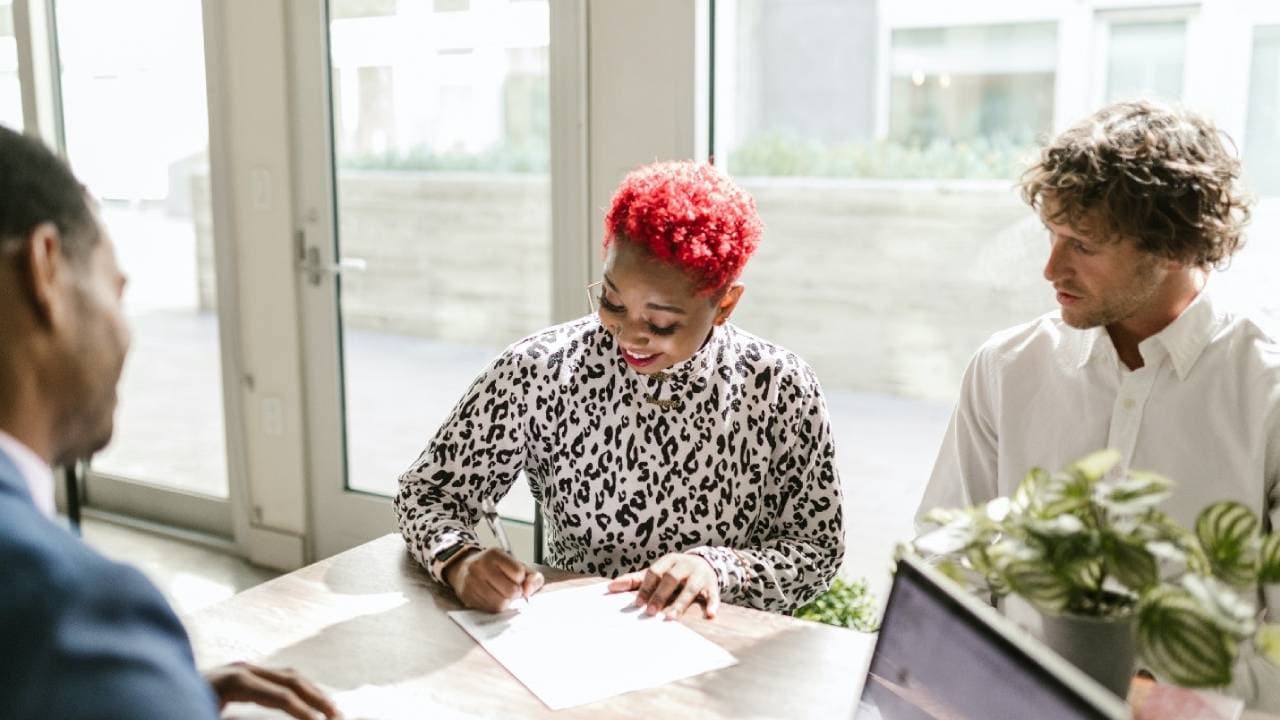 Bagaimana Membuat Surat Kuasa Bank? Ini Caranya!