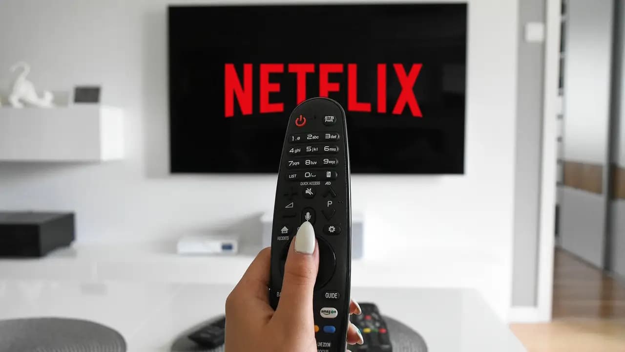 Rekomendasi 9 Film Menarik Terbaru di Netflix, Ada dari Indonesia
