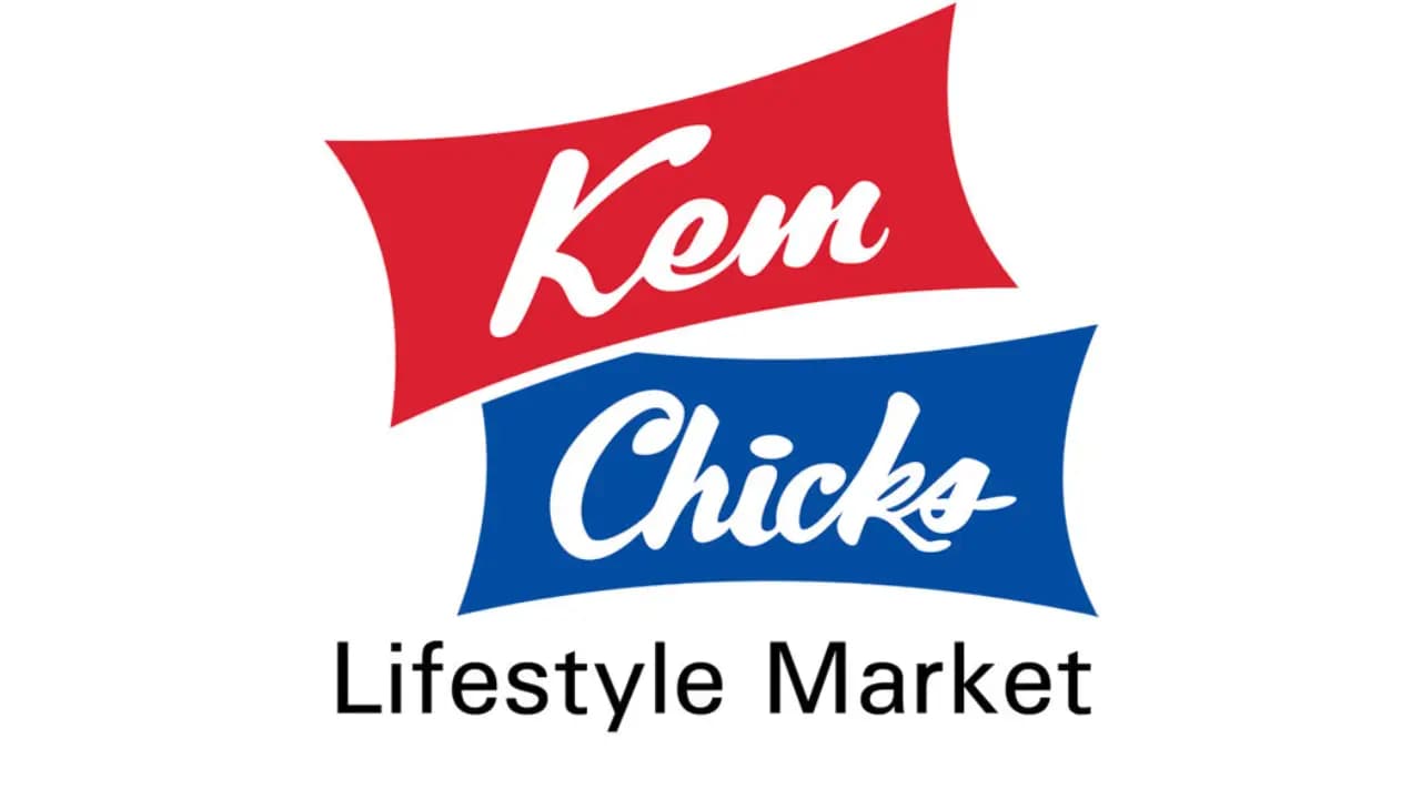 Bob Sadino: Cerita Inspiratif Singkat Pebisnis Legendaris Indonesia