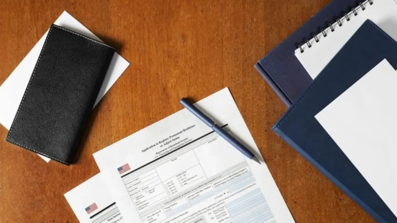 KITAS Adalah: Pengertian, Kriteria, dan Cara Membuka Jasa Pengurusannya