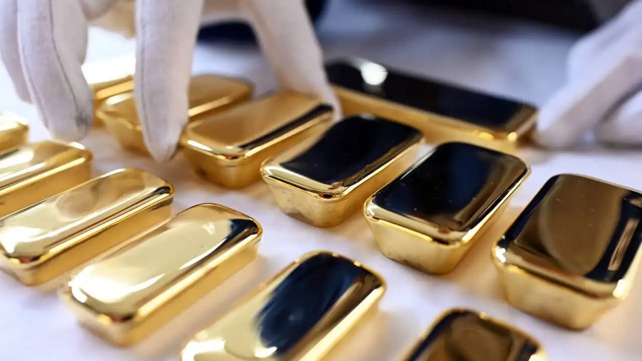 ETF Emas vs Emas Fisik: Mana yang Lebih Cocok untuk Pemula?