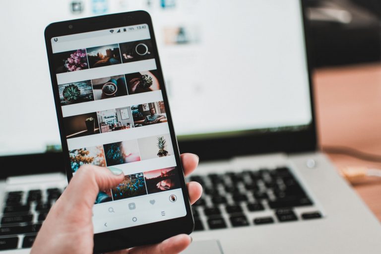 Strategi Caption untuk Instagram Agar Bisnis Online Laris - Ajaib