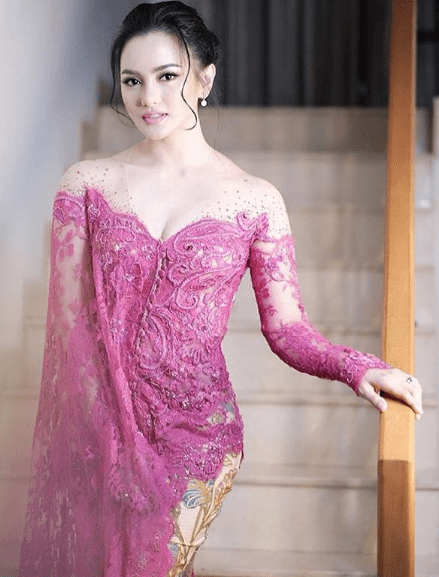 Inspirasi Kebaya Modern 2019 Untuk Acara Pentingmu Ajaib