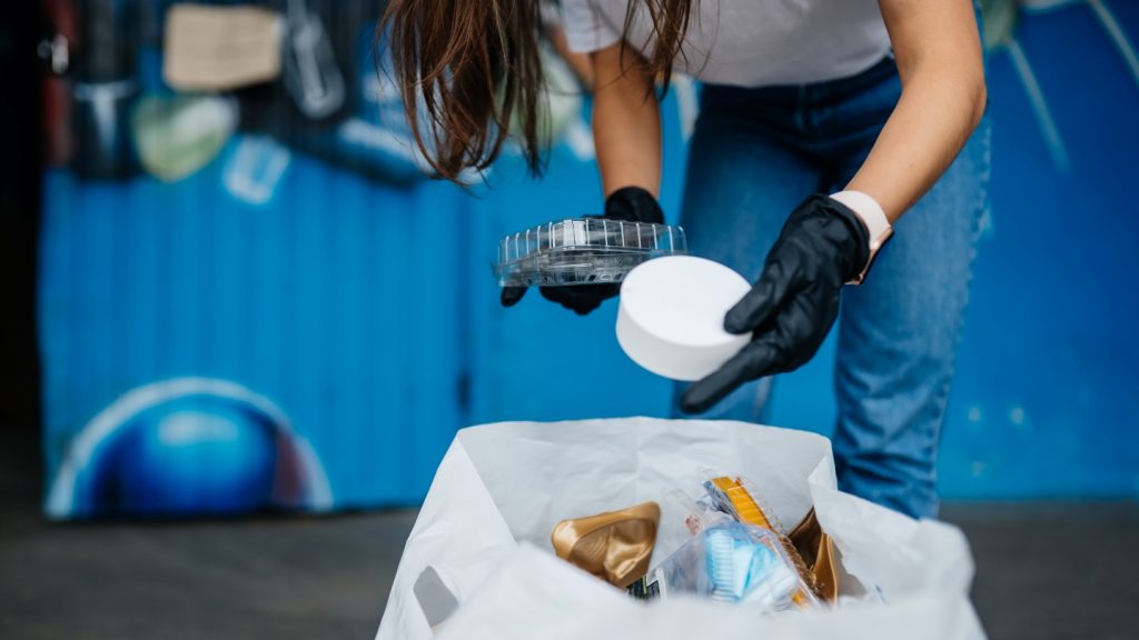  Daur  Ulang  Plastik  Potensi Bisnis Untung Selangit Ajaib